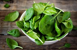 white-bowl-with-fresh-spinach-leaves.jpg